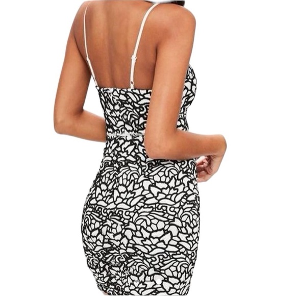 Missguided black ivory overlay lace adjustable straps mini dress fit silhouette - Picture 8 of 9